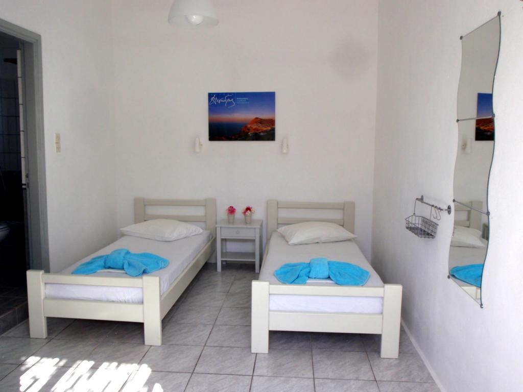 Pavlosx2 Folegandros Town Номер фото